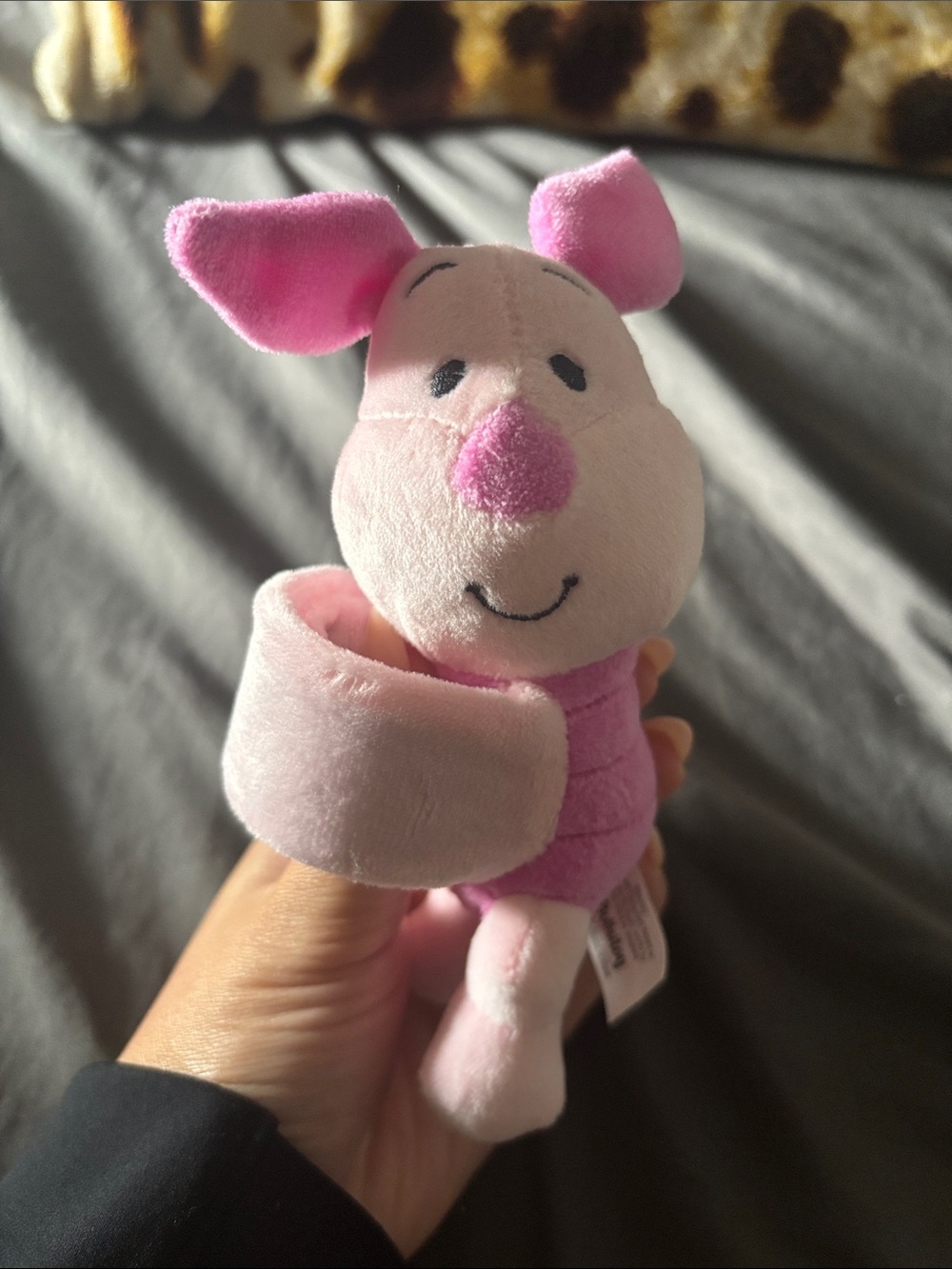 Disney Cutie Cuff - Piglet - NEW